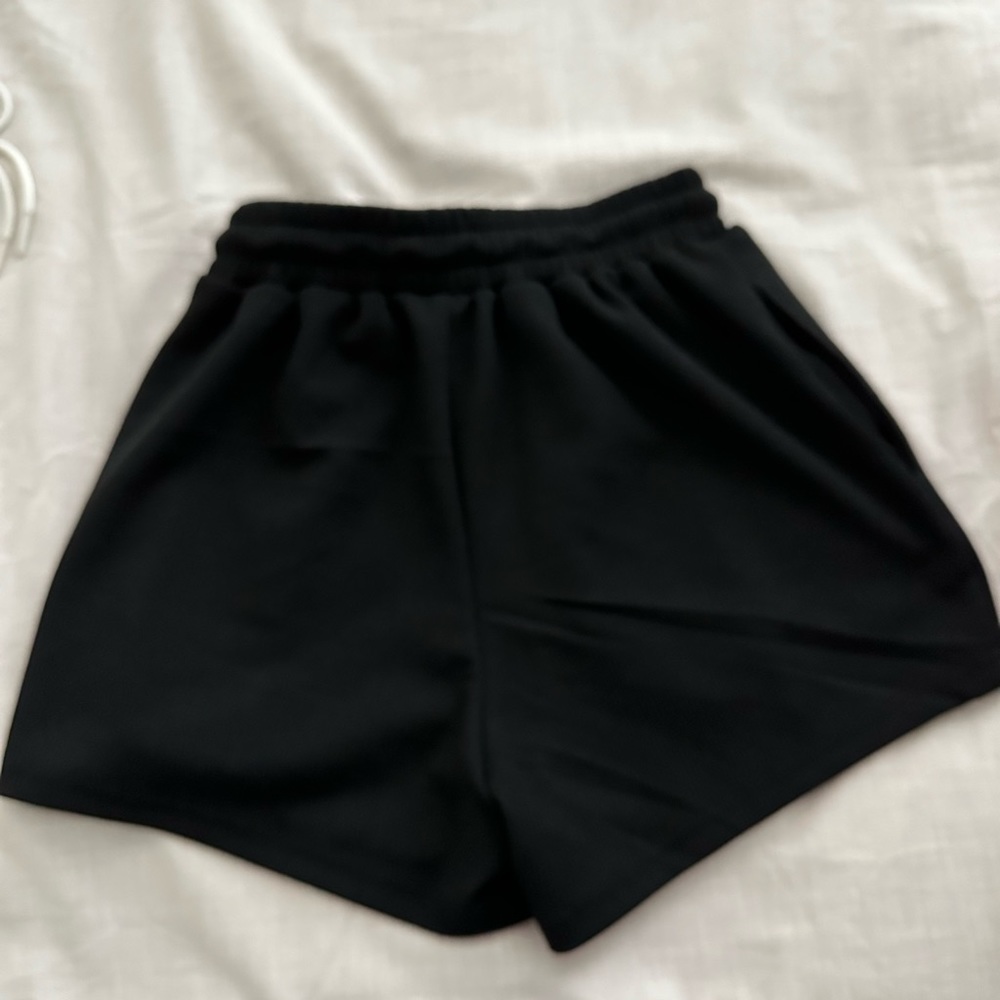 Black short